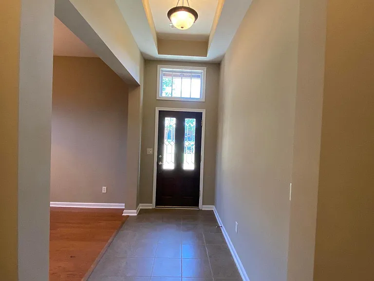 9609 Helmsley Cir — Photo 5