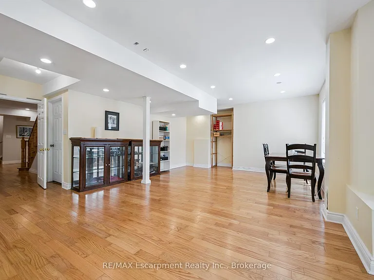 2365 Hertfordshire Way — Photo 34