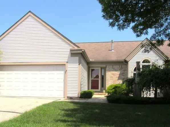 5627 Cortland Cir E, Bay City, MI 48706