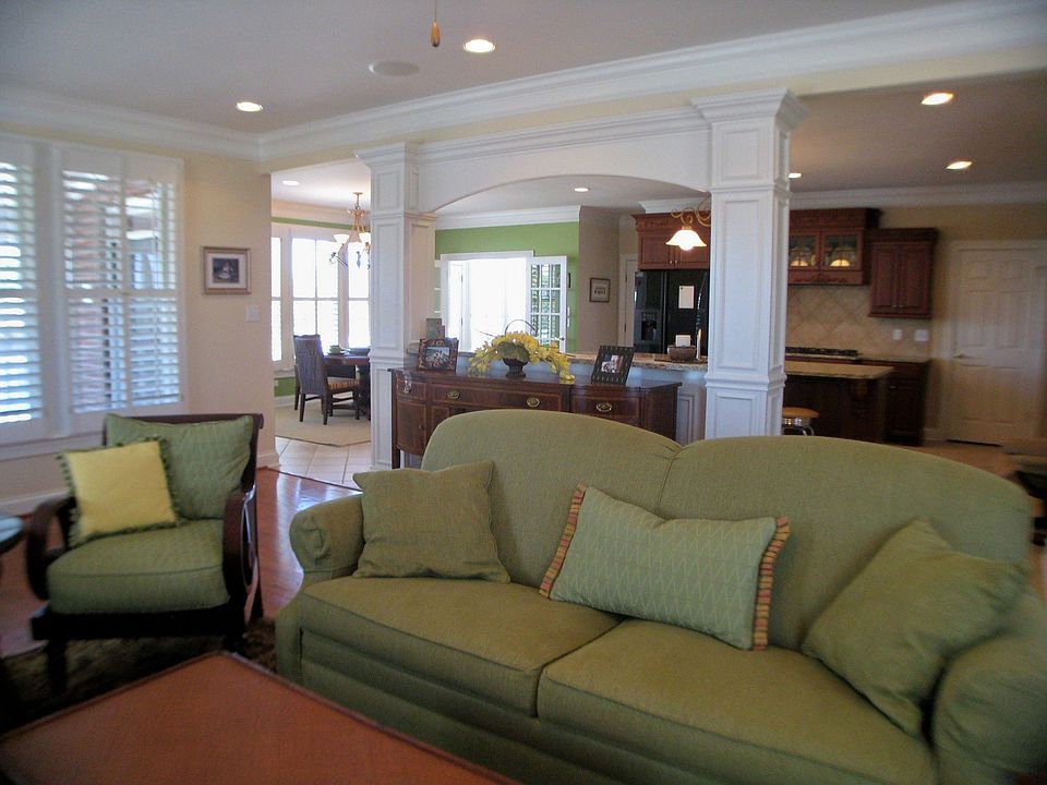 2nd image of 9100 Grey Pointe Dr
