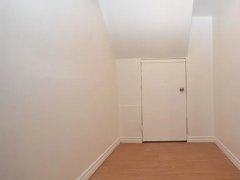 49 Longford Dr #BASEMENT — Photo 5
