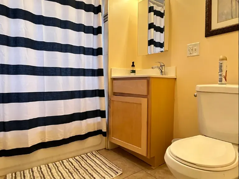 76 Brooks St #5 — Photo 9