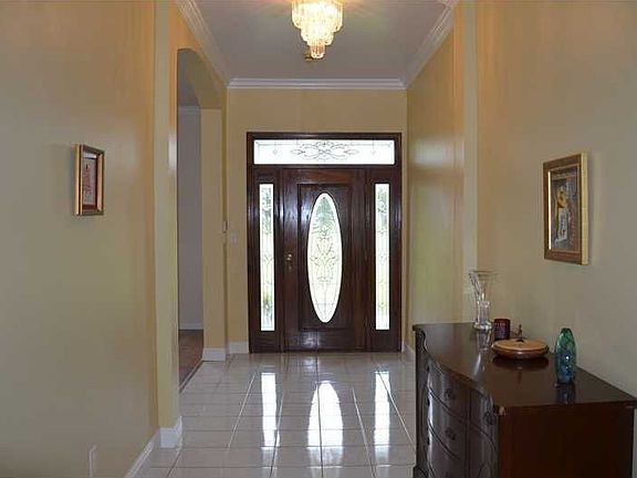 4th image of 38 Bleu Lake Dr
