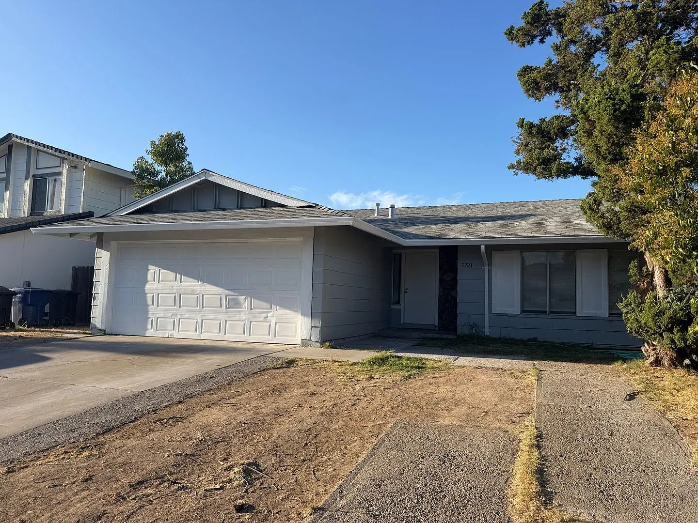 Beautifully Remodeled 3BR/2BA Home | New Flooring, Cabinets & Paint | $2,650/mo — Photo 1