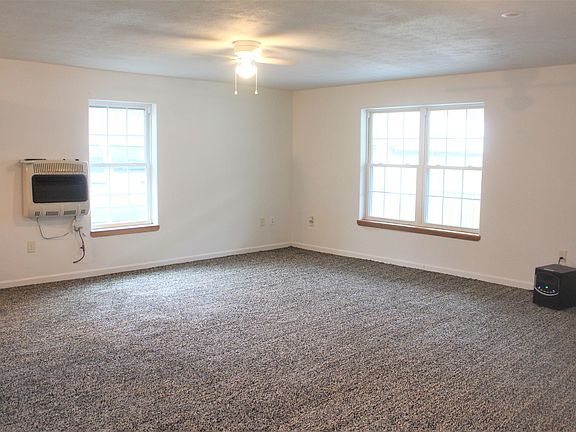 5th image of 930 Goldenrod Dr