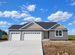 210 Linden LANE, Delavan, WI 53115