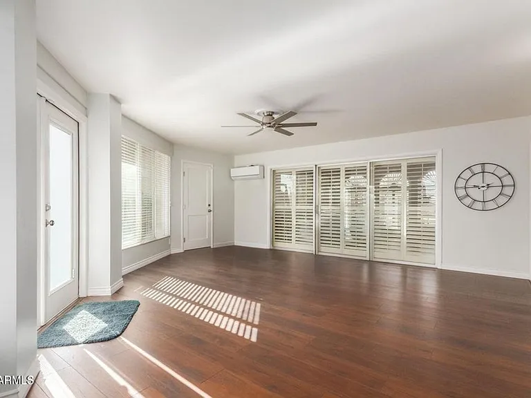 481 W Half Moon Way — Photo 25