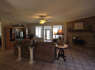 15052 Timberhill Dr, Flint, TX 75762