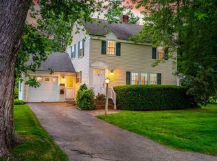 5 Phillips Rd, Falmouth, ME 04105