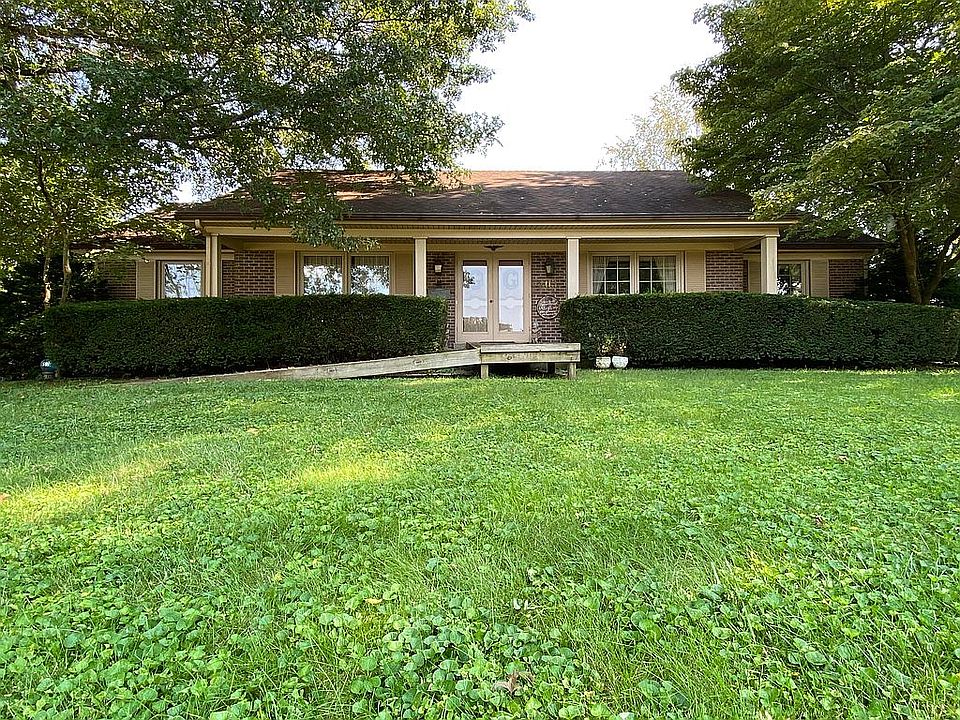 1st image of 203 Summertree Dr