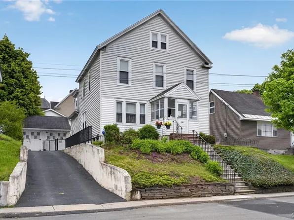 109 1st St, Syracuse, NY 13209