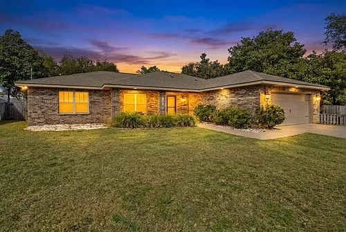 5424 Maverick Ln Photo 1
