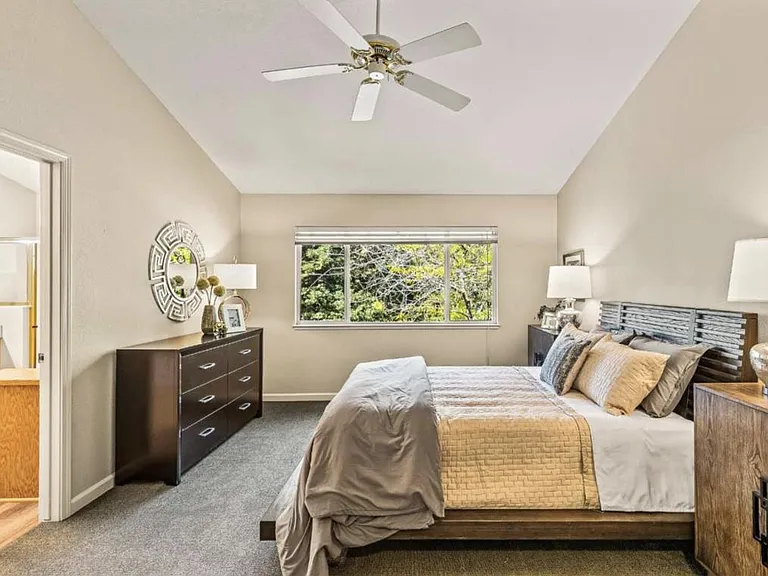 687 Morgan Ranch Dr — Photo 17