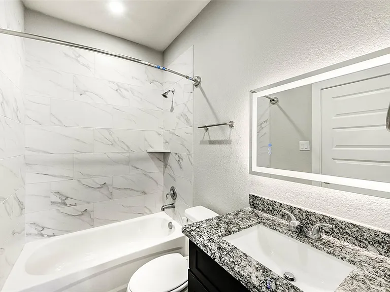8157 Tate St #B — Photo 11