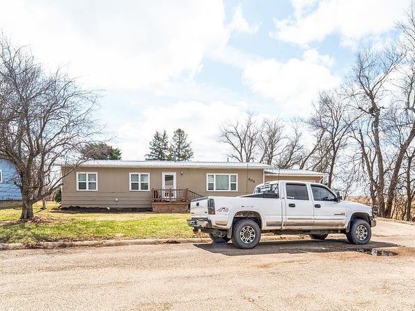 605 W Benton St, Bloomfield, NE 68718