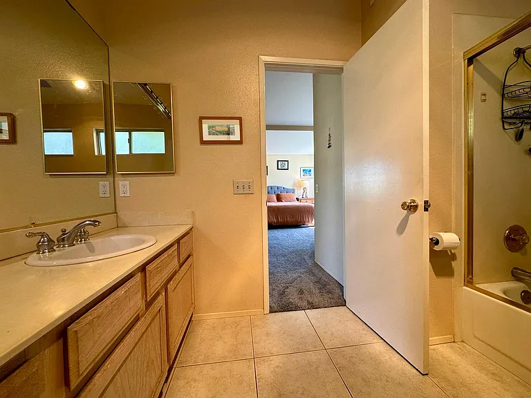 1445 Grand Ave #A — Photo 25