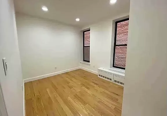 Rented by EastMount Realty LLC | media 5