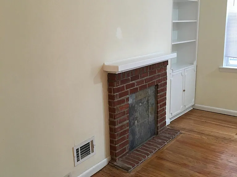 212 N Clarion St — Photo 28