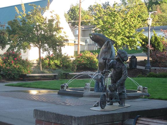 Downtown Troutdale Park