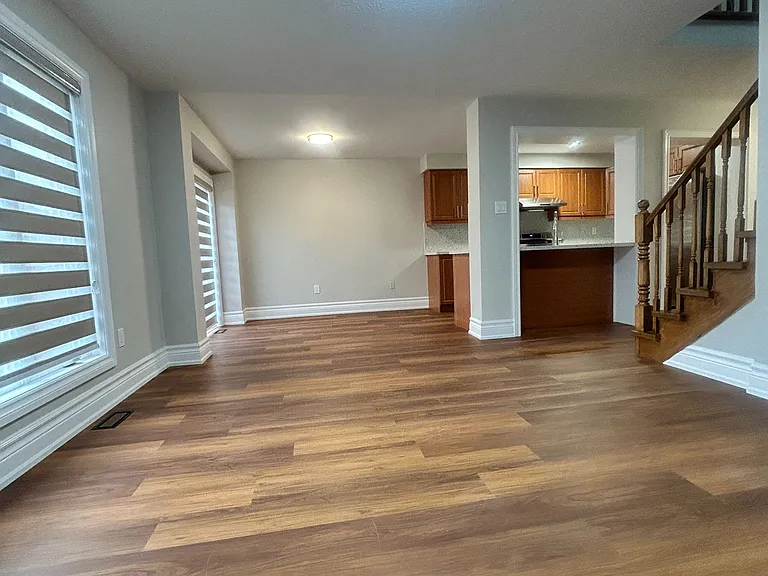 56 Coyote Cres #MAIN — Photo 13