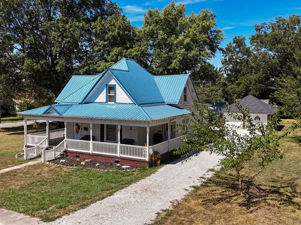 418 Wells St Street, Greenfield, MO 65661