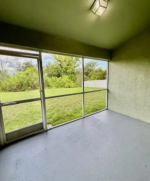 4035 Langdrum Dr — Photo 10