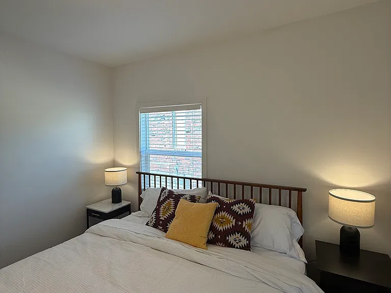 4640 E B St — Photo 10