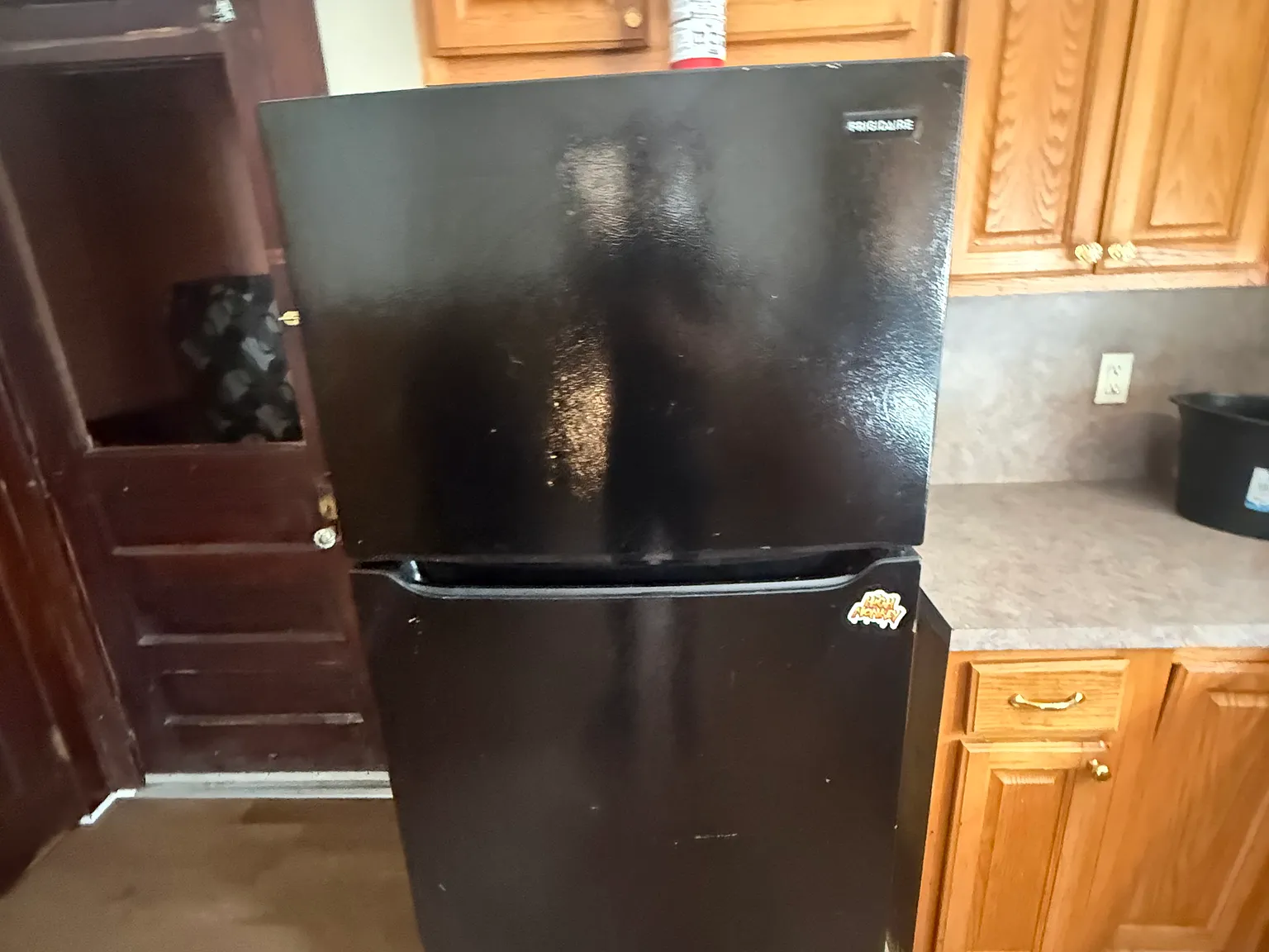 3 bed, $1,300 — Photo 2