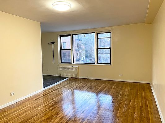3rd image of 210 W 251st St APT 3H