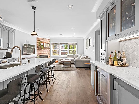 2nd image of 1313 Park Ave APT 4C