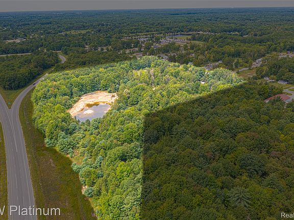 3rd image of 6265 Lapeer Rd