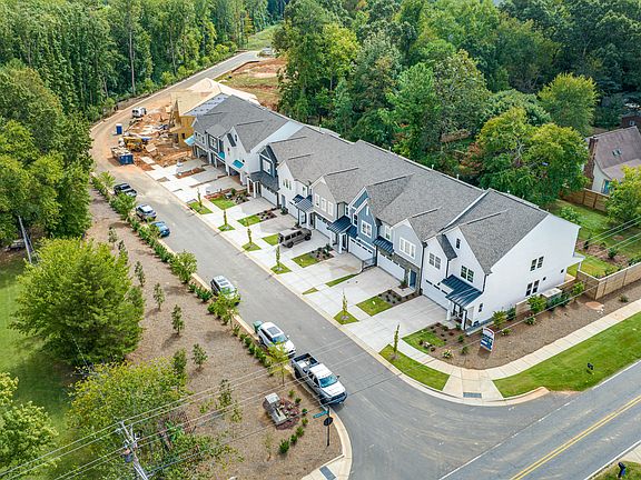 PRIVATE ROAD WITH PRIVATE PARKING AND WOODED HOMESITES