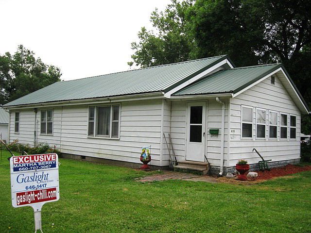 1st image of 401 Cowgill St
