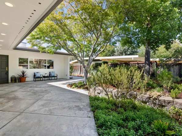 3060 Stelling Dr, Palo Alto, CA 94303