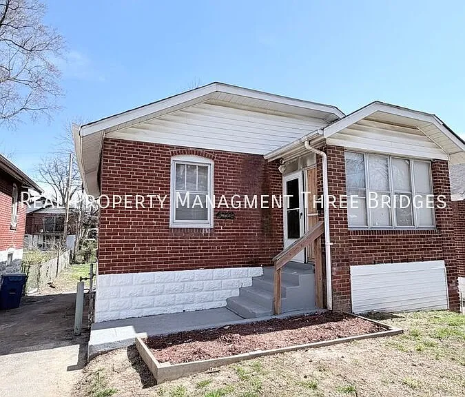8344 Eton Pl — Photo 1