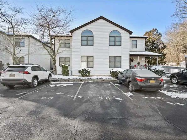 26 Rosa Court, Monroe, NY 10950