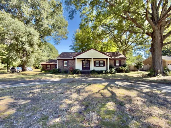 800 Little Neck Rd, Virginia Beach, VA 23452