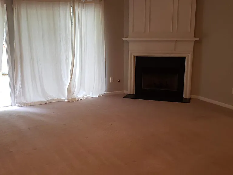 905 Bendleton Trce — Photo 2