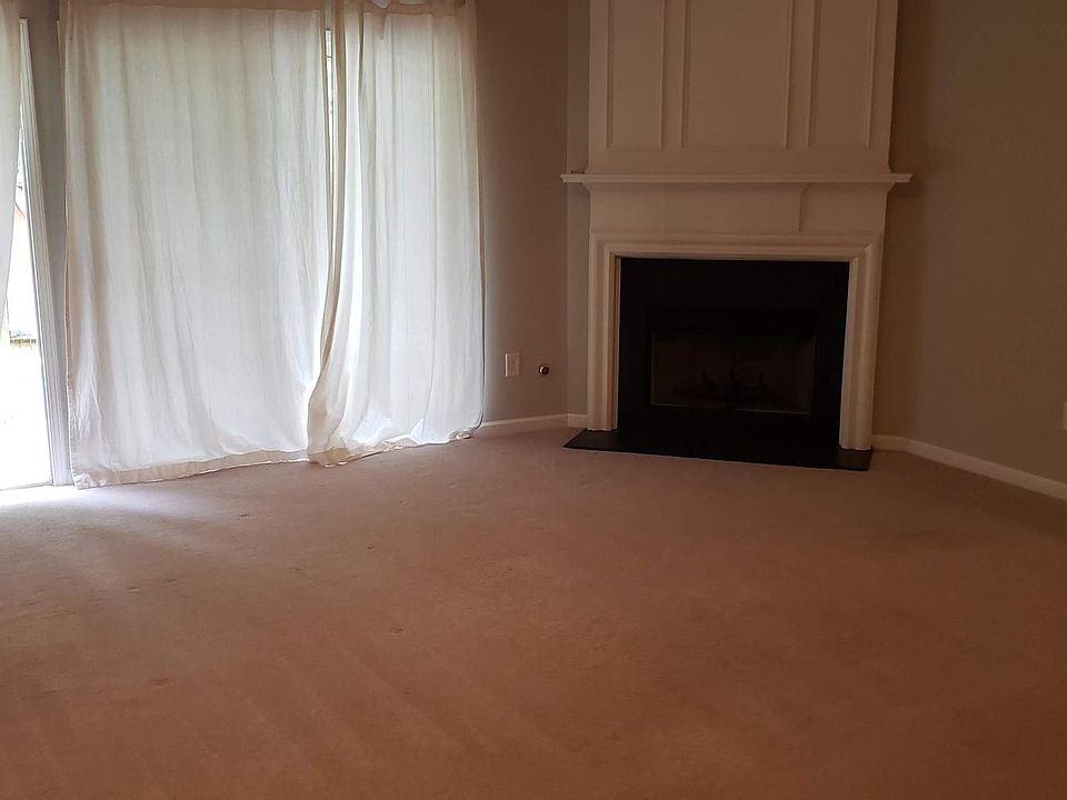2nd image of 905 Bendleton Trce