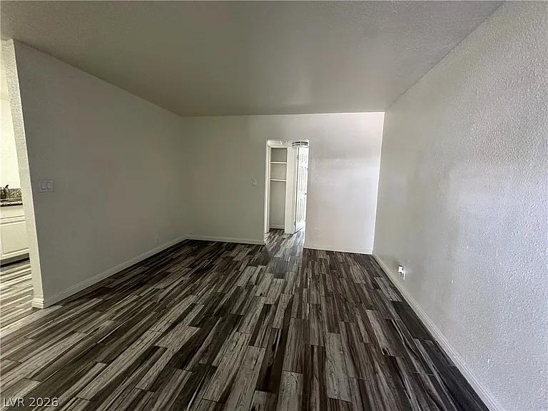 2105 Sunrise Ave #2 — Photo 11