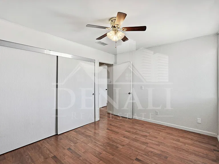 808 S Langley Ave #201 — Photo 19