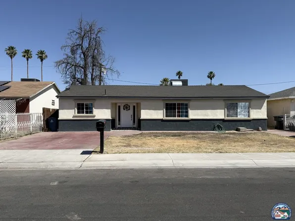 35 Las Flores Dr, Calexico, CA 92231
