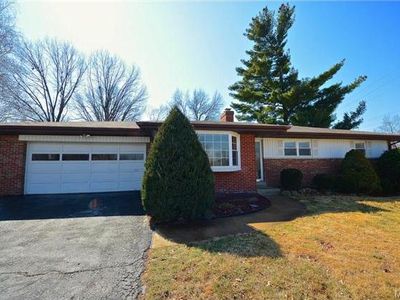 9750 Jackie Ln, Saint Louis, MO, 63123