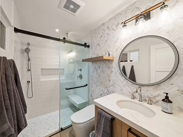 34051 Alcazar Dr — Photo 9