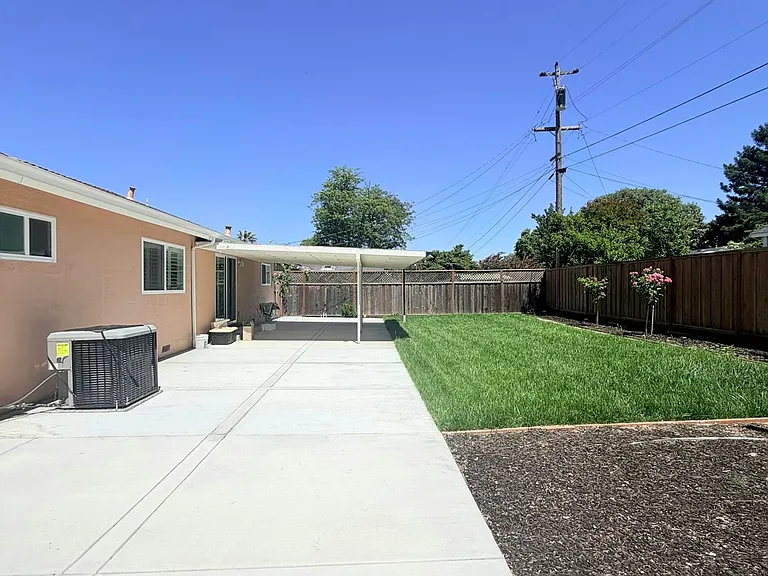 7622 Oxbow Ln — Photo 17