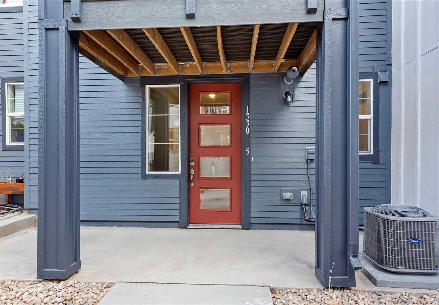 1330 HOYT ST - 5 — Photo 3