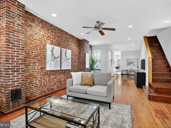2424 Lombard St, Philadelphia, PA 19146