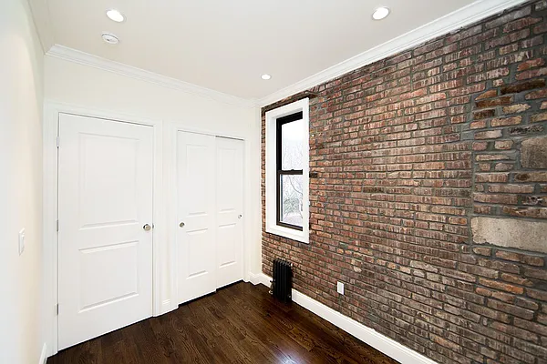 Rented by Icon Realty Management | media 7