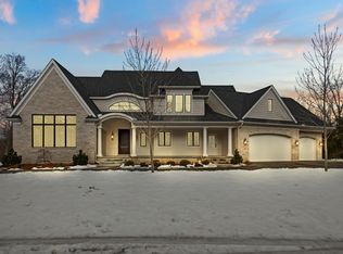 20006 Pemberly Ct, Beverly Hills, MI 48025