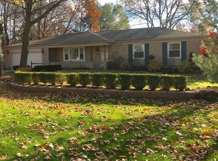 21422 Beauford Ln, Northville, MI